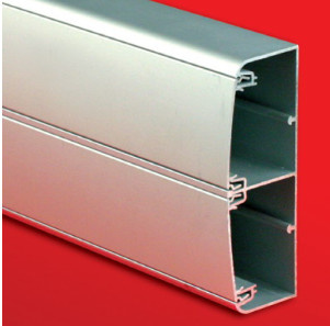 Алюминиевый кабель-канал 140х50 (с 2 крышками), цвет серебристый металлик